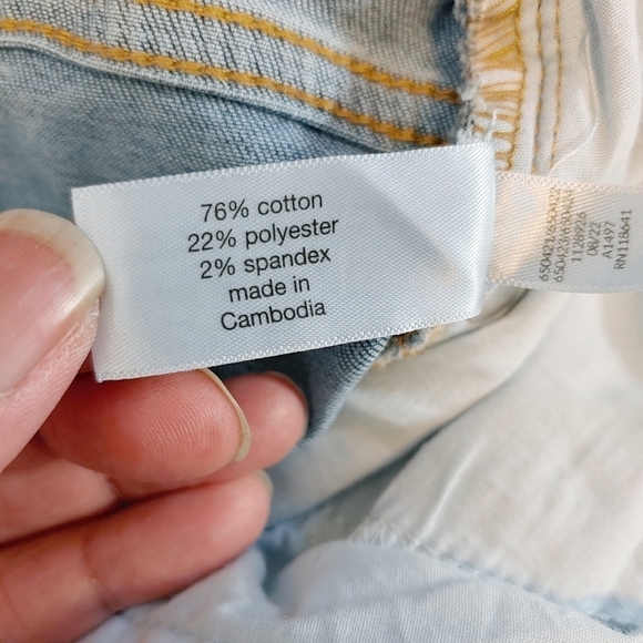 Lane Bryant Stonewashed Signature Fit Straight Jeans Plus Size 26 - Picture 9 of 10